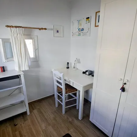 Beachhouse The Dream, Seaview, Near The Beach, Where The Sea Meets The Soul